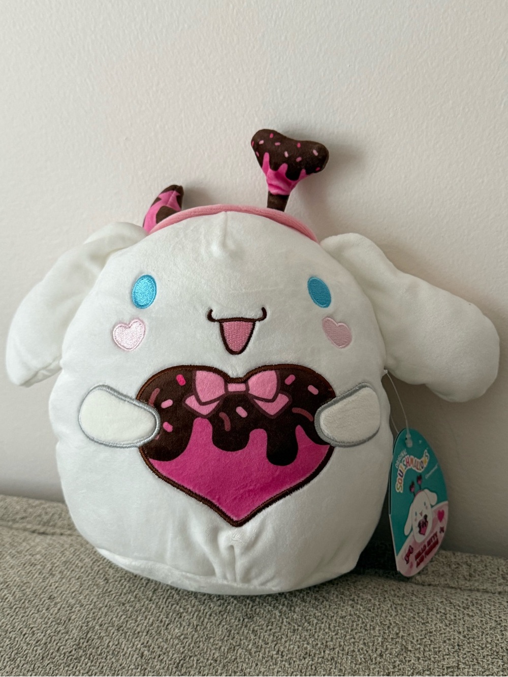 Squishmallows Plush Sanrio Hello Kitty Valentines 2024 Cinnamoroll 8" NWT